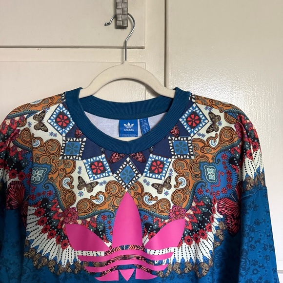 Adidas x Farm Rio Butterfly Borbomix Floral Blue and Pink Graphic Sweatshirt M - Picture 2 of 12